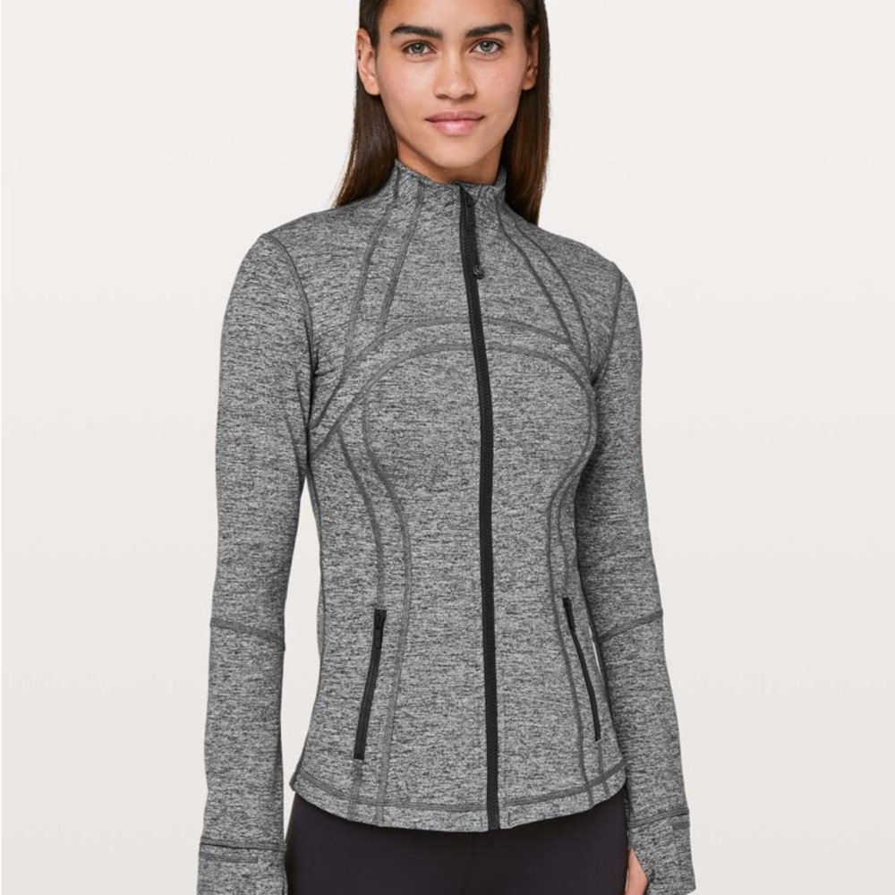 40. MSRP$118 Lululemon Define Jacket Heathered Black Size 6